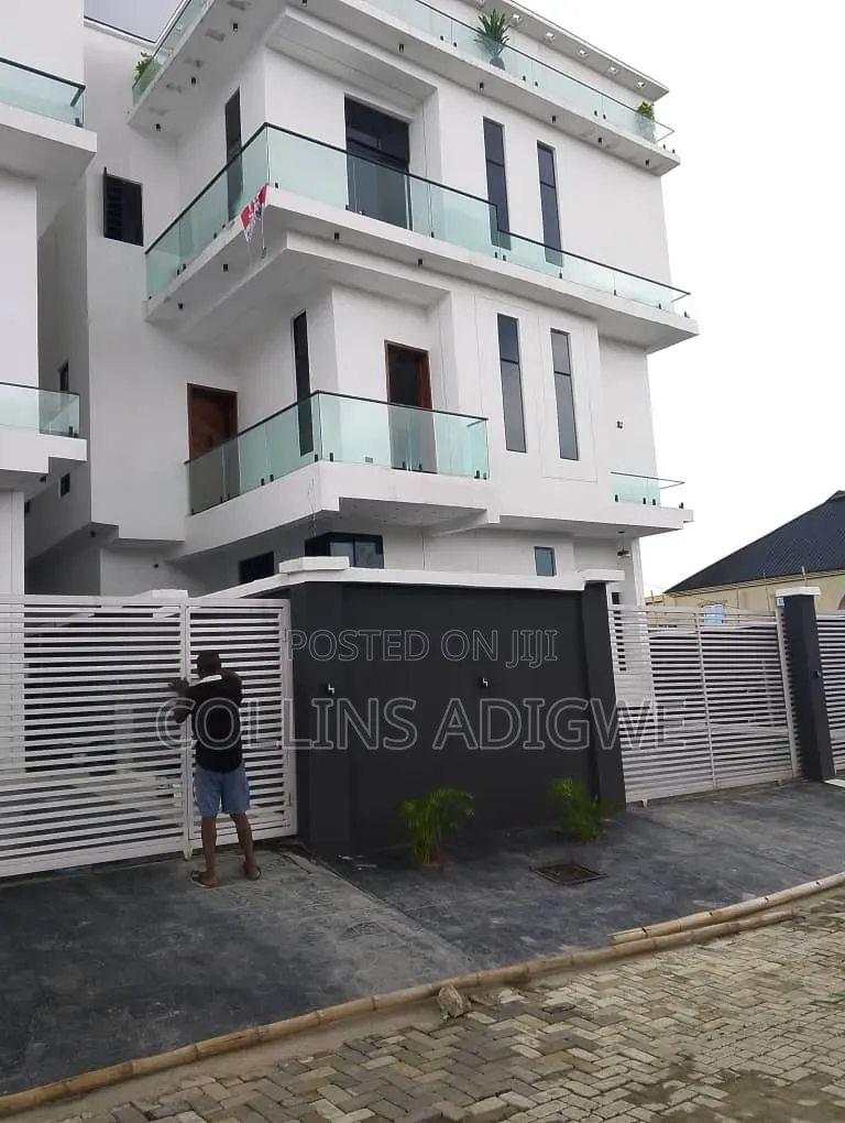5bdrm Duplex in Sangotedo By Lbs for sale in Sangotedo