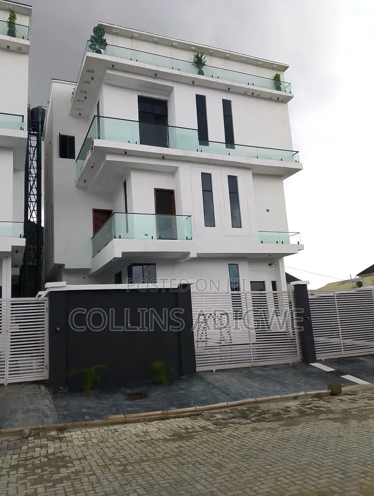 5bdrm Duplex in Sangotedo By Lbs for sale in Sangotedo