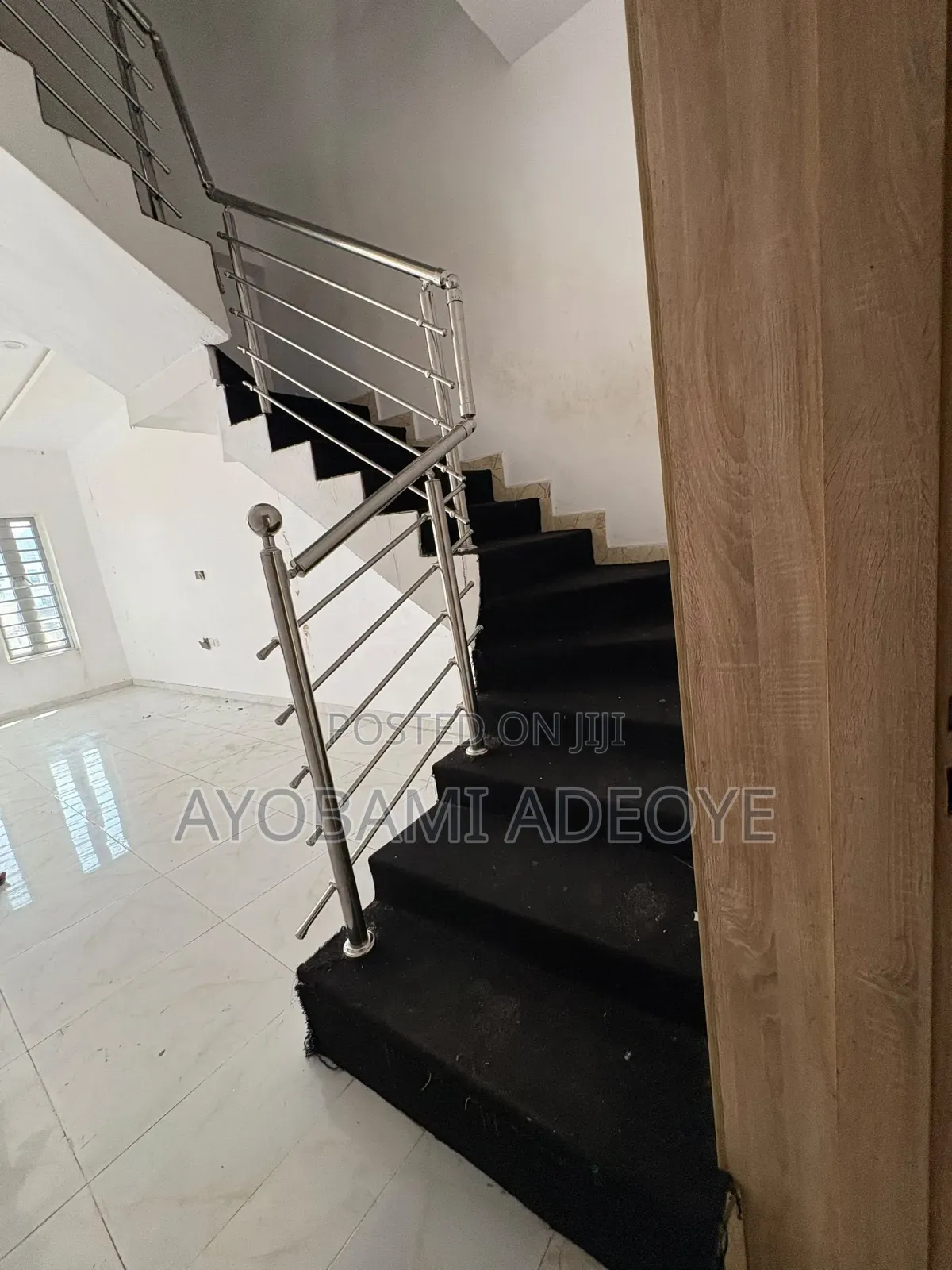 4bdrm Duplex in Chevron for rent in Chevron