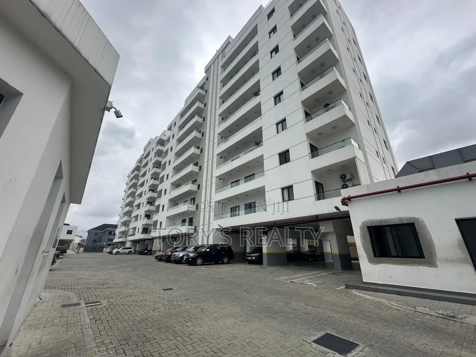 4bdrm Apartment in Banana Island for rent in Banana Island