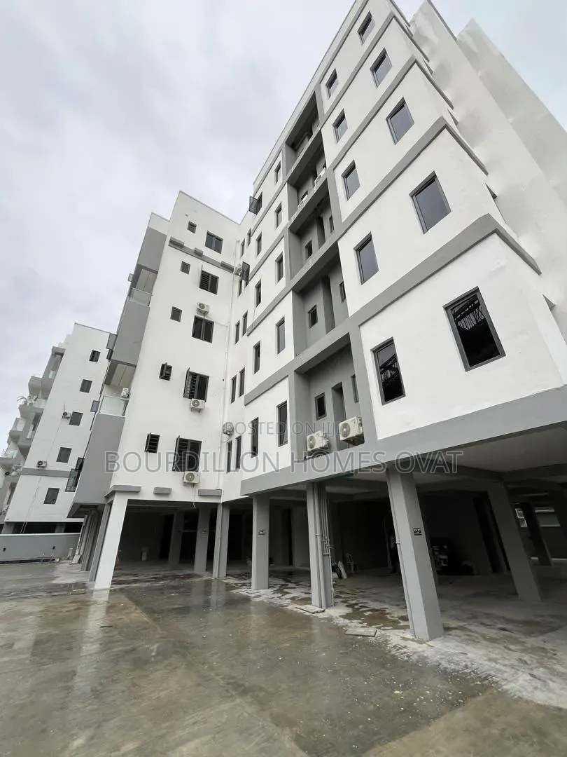 3bdrm Apartment in Lekki Phase 1 for sale in Lekki Phase 1