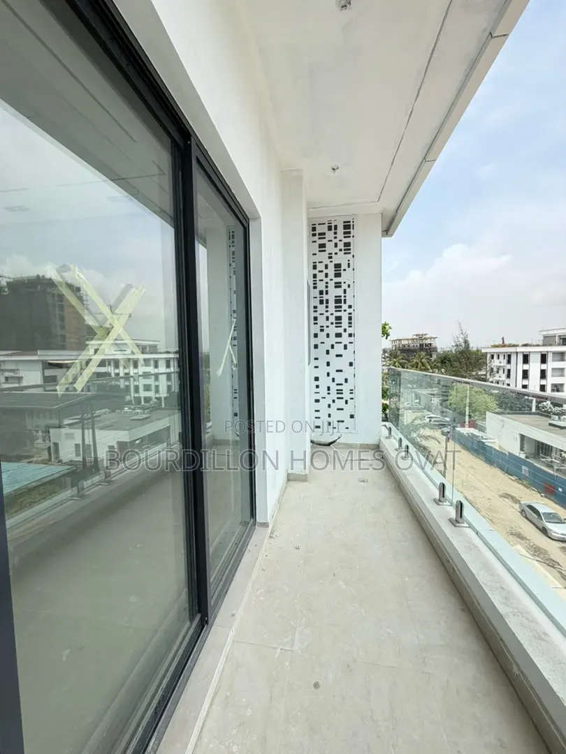 2bdrm Apartment in Victoria Island for sale in Victoria Island Extension