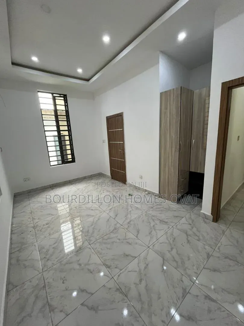 4bdrm Duplex in Lekki Palm City, for sale in Lekki Expressway