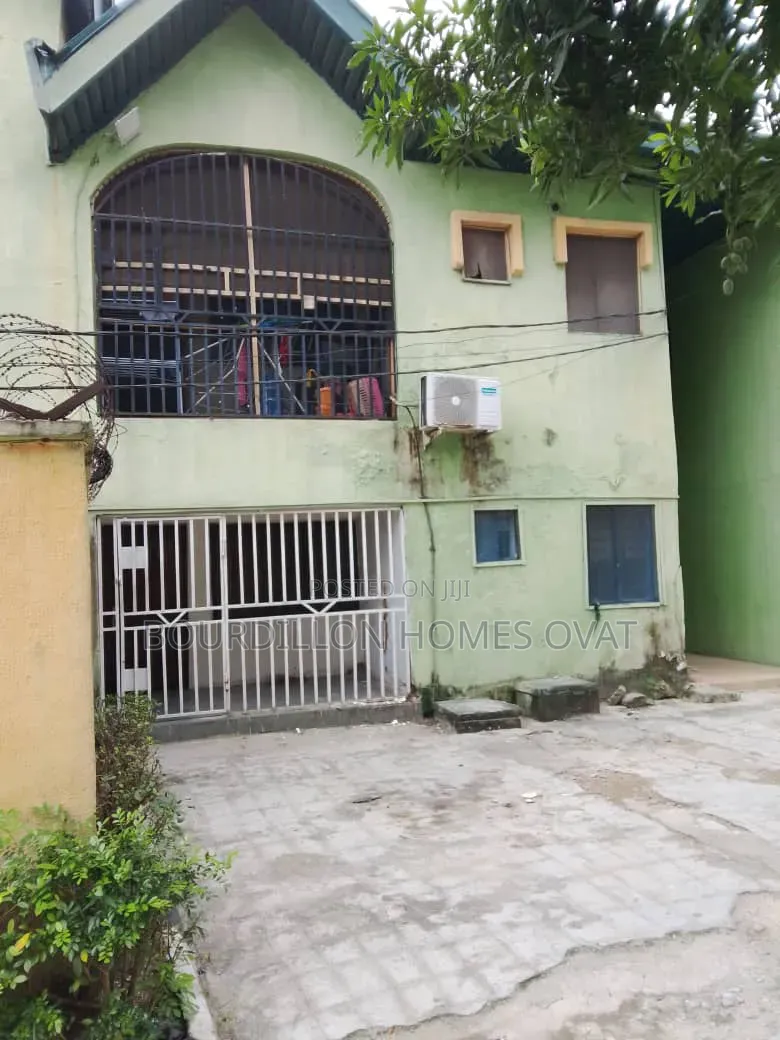 3bdrm Block of Flats in Lekki Phase 1 Lagos for rent in Lekki Phase 1