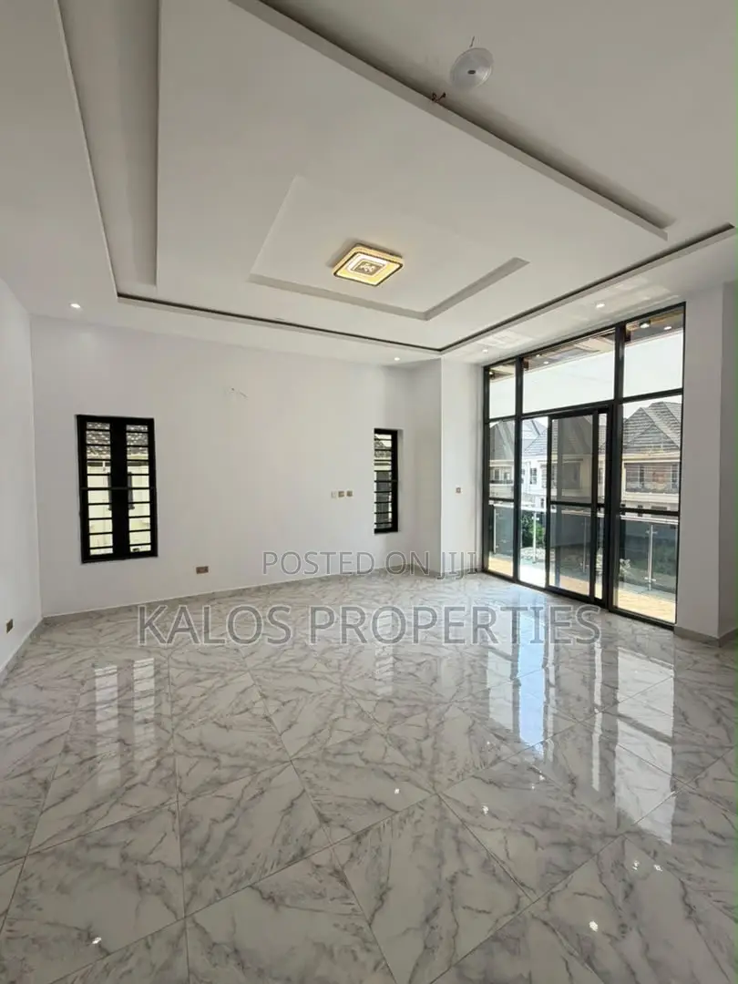 4bdrm Duplex in Orchild Lekki Lagos for sale in Lekki Phase 2