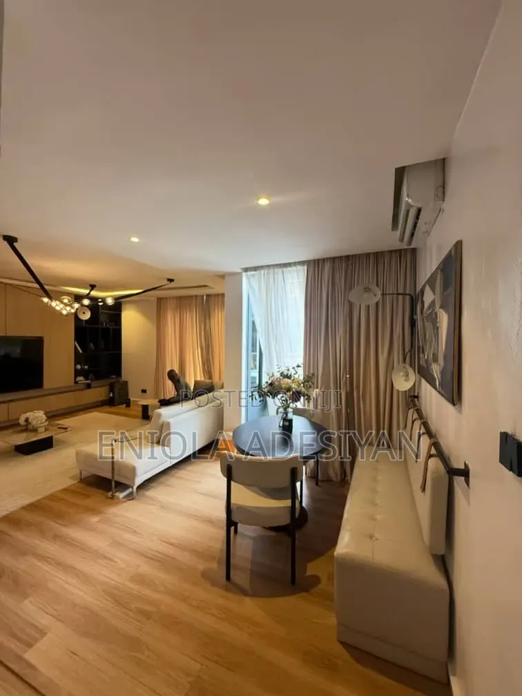 Furnished 4bdrm Duplex in Osapa Lekki Lagos for sale in Osapa london