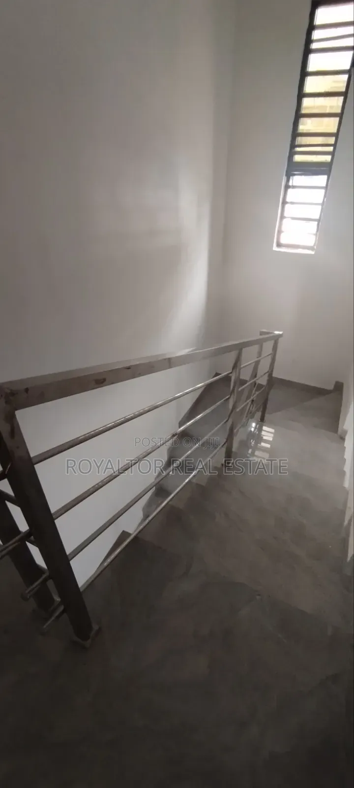 3bdrm Duplex in Royaltor, Benin City for rent in Benin City
