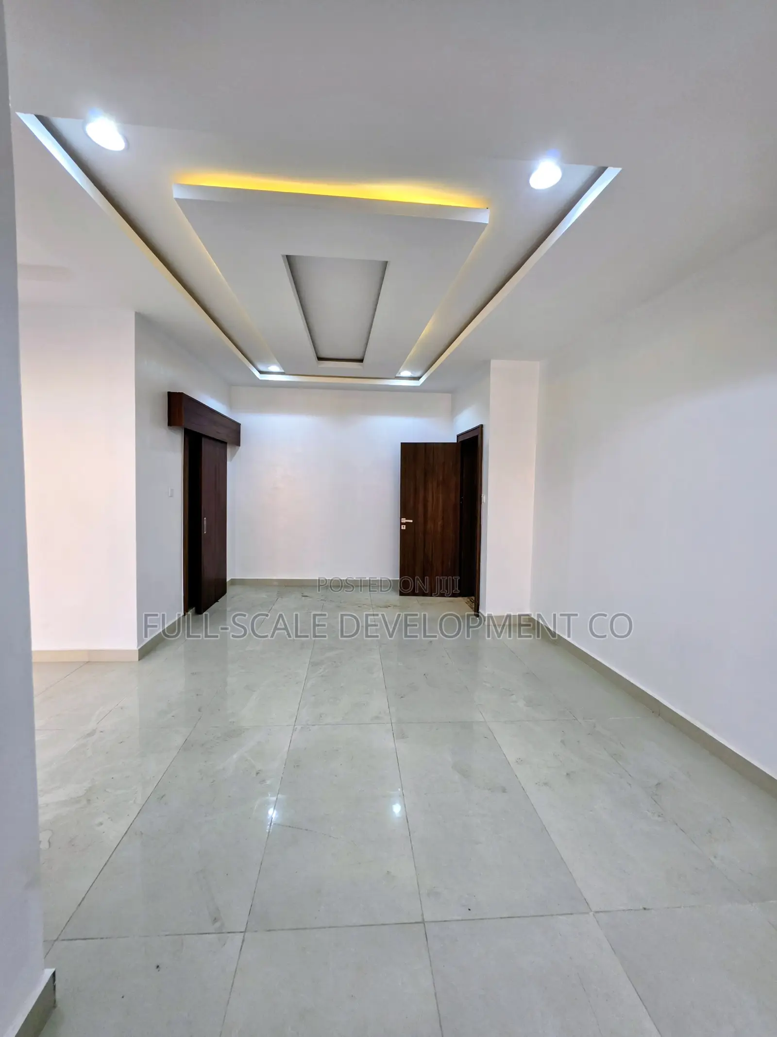 4bdrm Townhouse/Terrace in Apo District for sale in Apo District