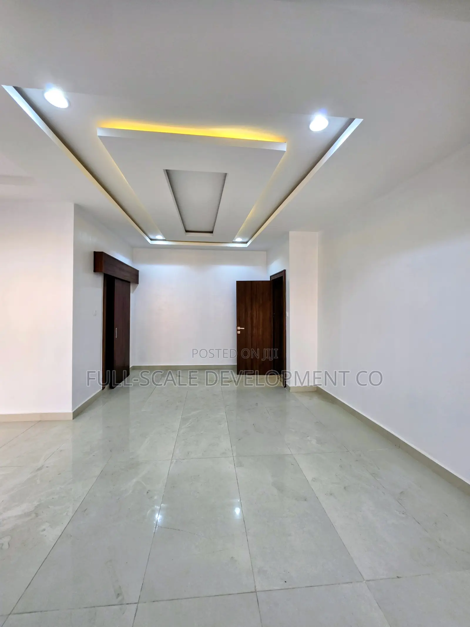 4bdrm Townhouse/Terrace in Apo District for sale in Apo District