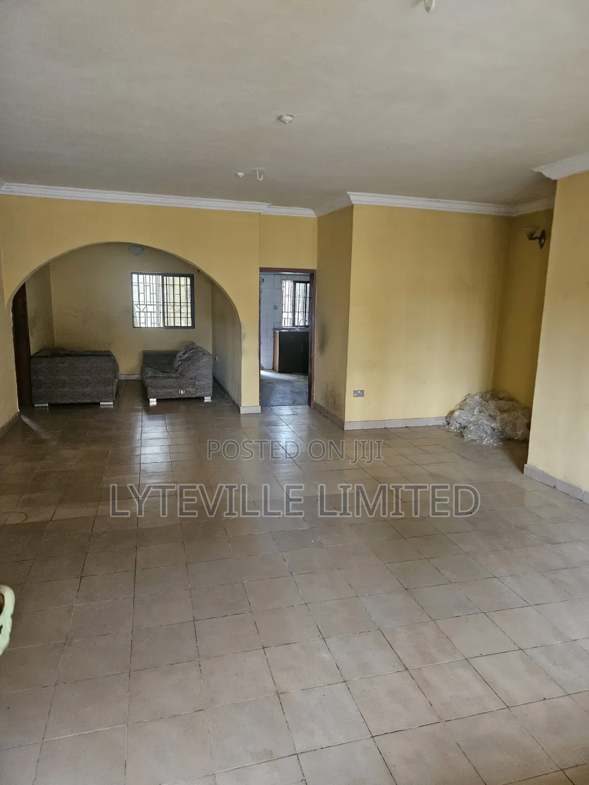 3bdrm Block of Flats in Jakande for rent in Jakande
