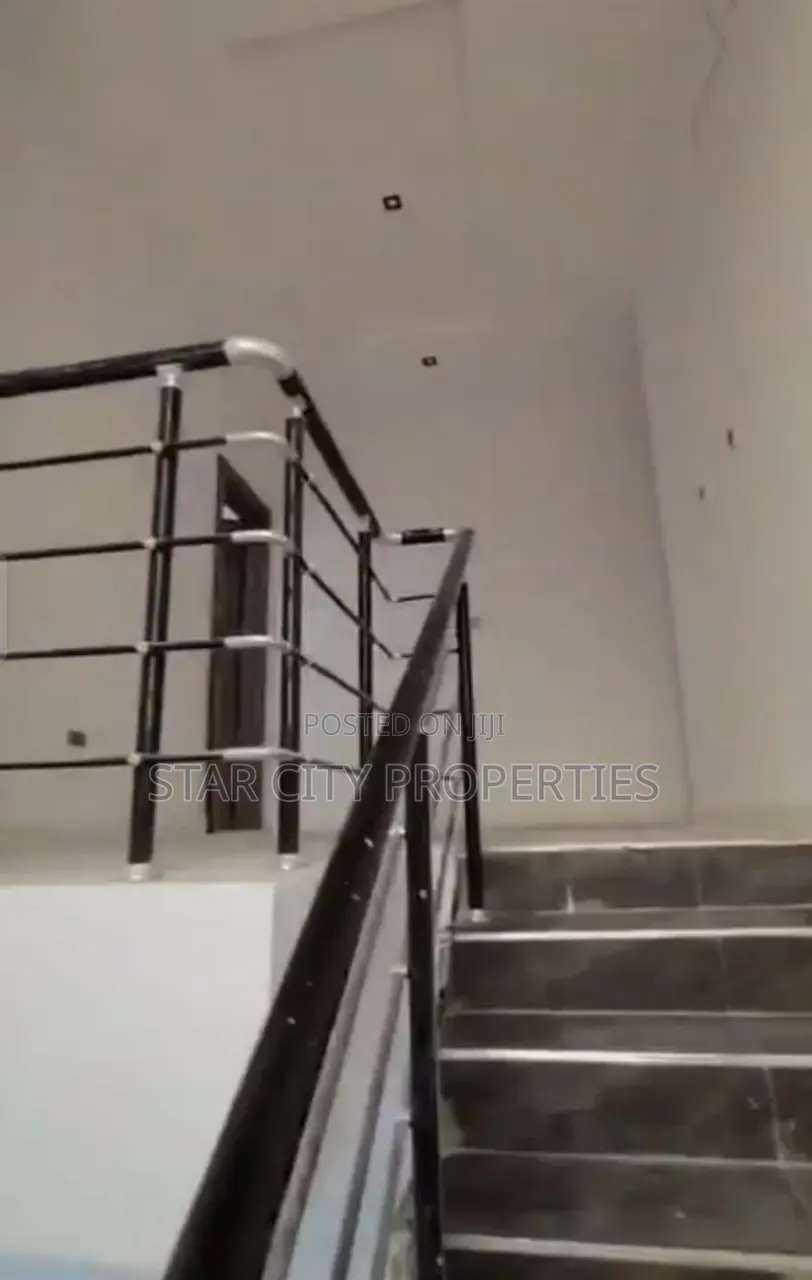 4bdrm Duplex in Ogba Ikeja Lagos for sale in Ogba GRA