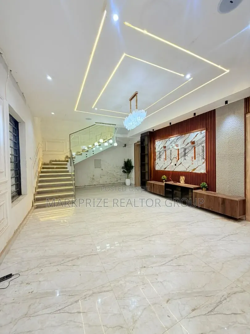 4bdrm Duplex in Ogba Ikeja Lagos for sale in Ogba Bus-Stop