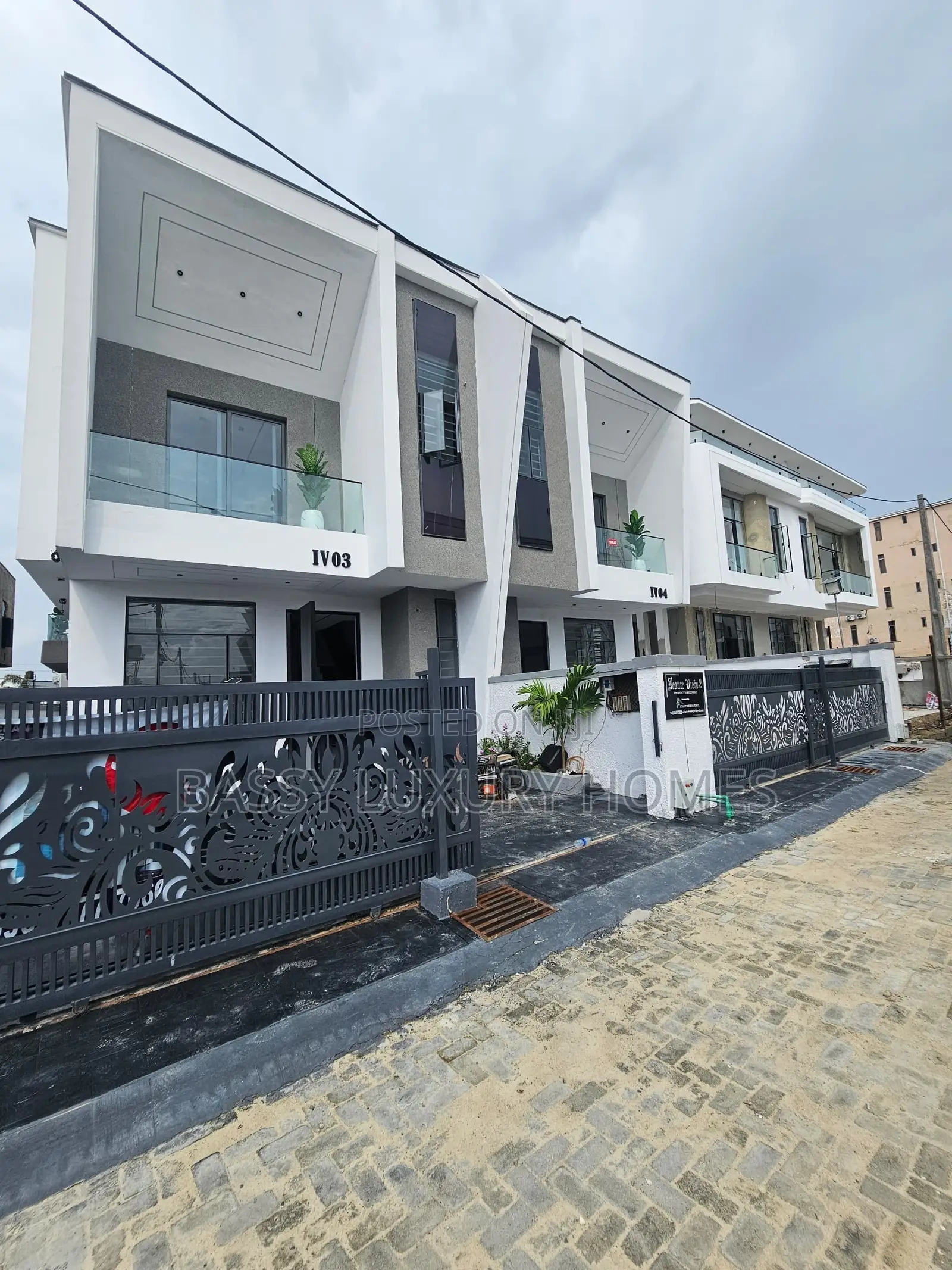 4bdrm Duplex in Lekki for sale in Lekki