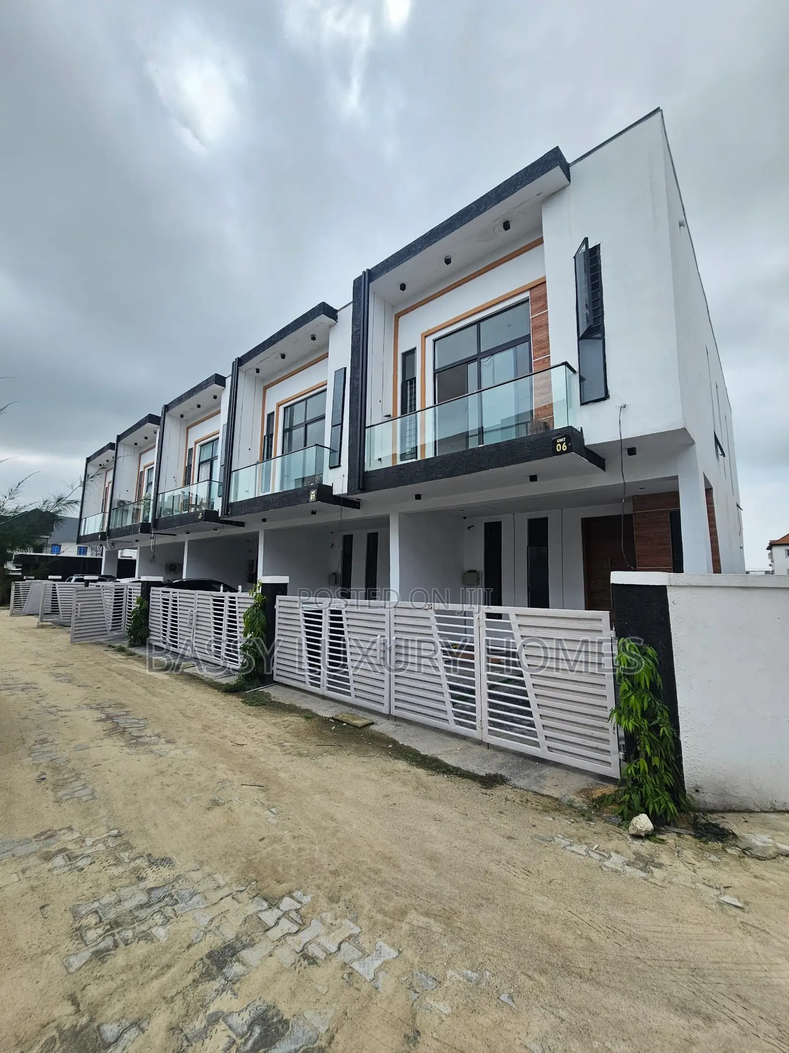 4bdrm Duplex in Lekki for sale in Lekki
