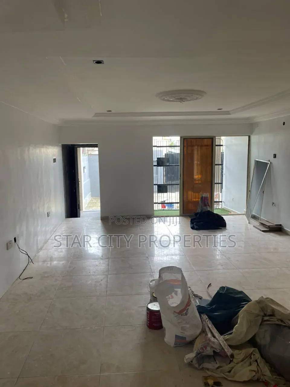 4bdrm Duplex in Maryland Lagos, Mende for rent in Mende