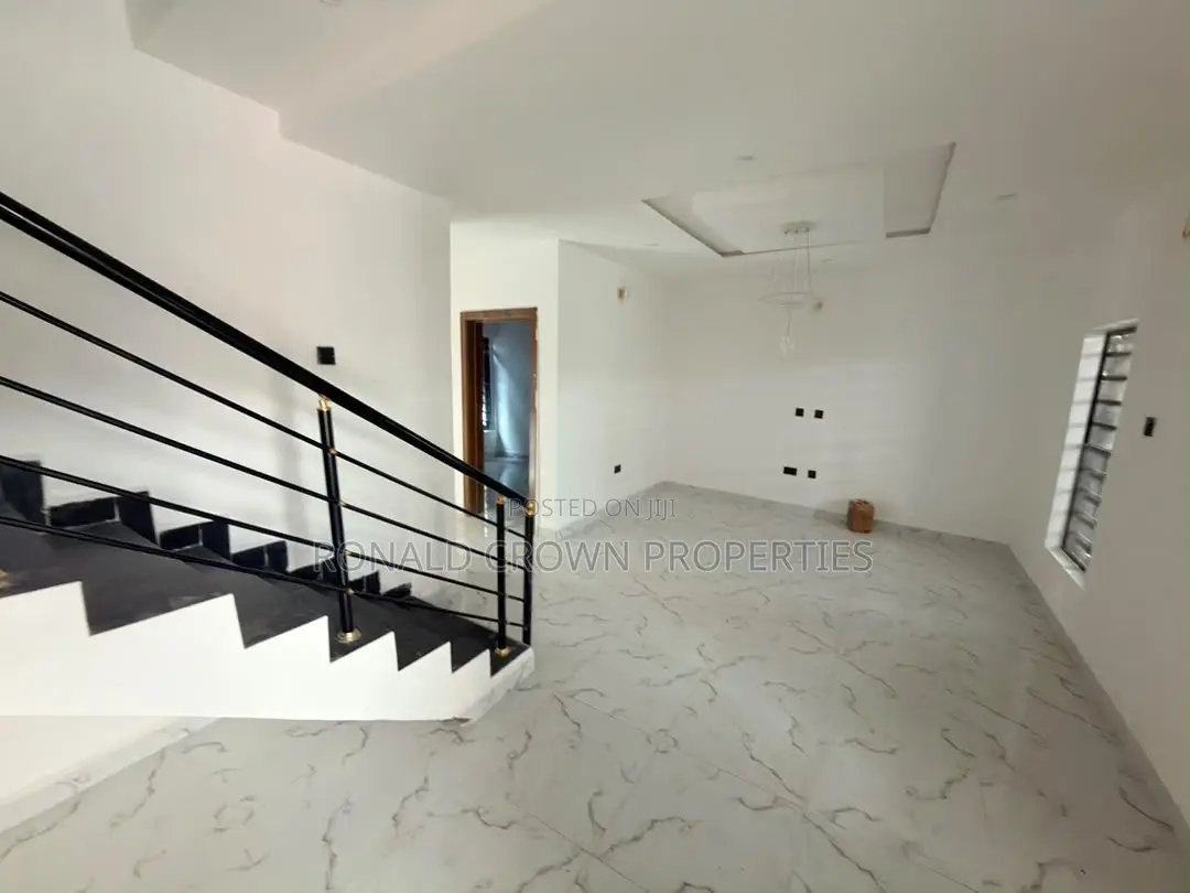 4bdrm Duplex in Awolowo Road for rent in Awolowo Road