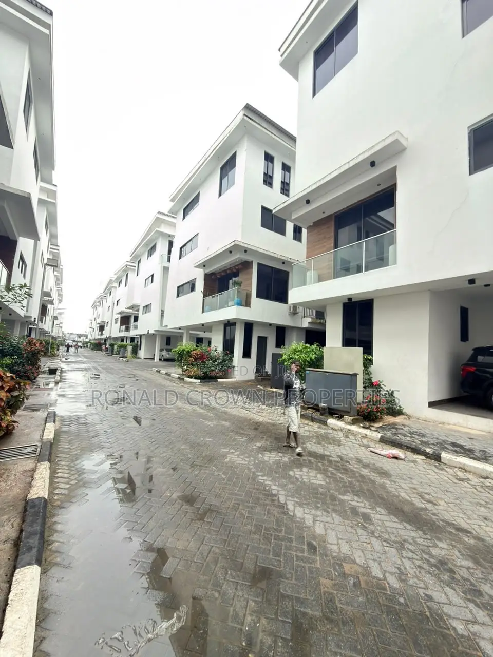 4bdrm Duplex in Awolowo Road for rent in Awolowo Road