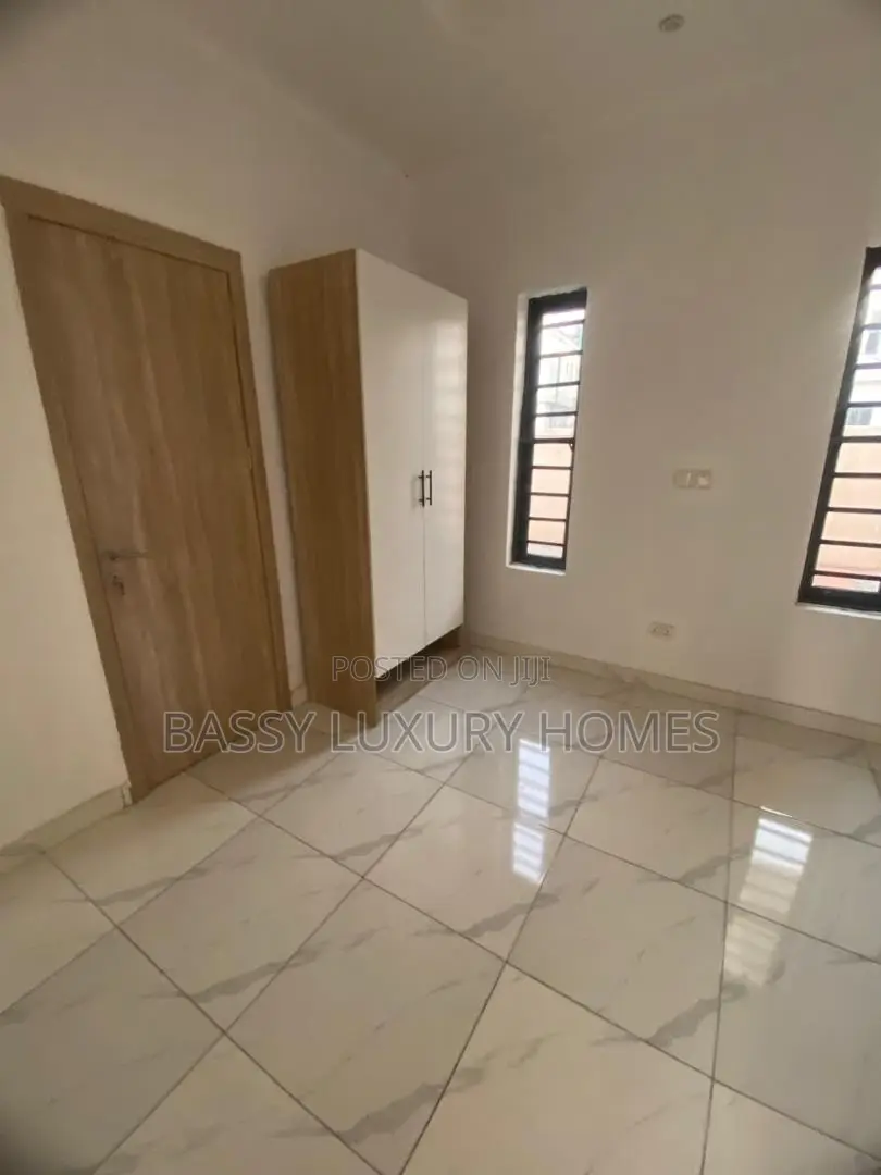 4bdrm Duplex in Lekki for sale in Lekki