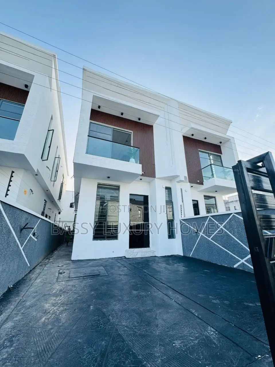 4bdrm Duplex in Lekki for sale in Lekki