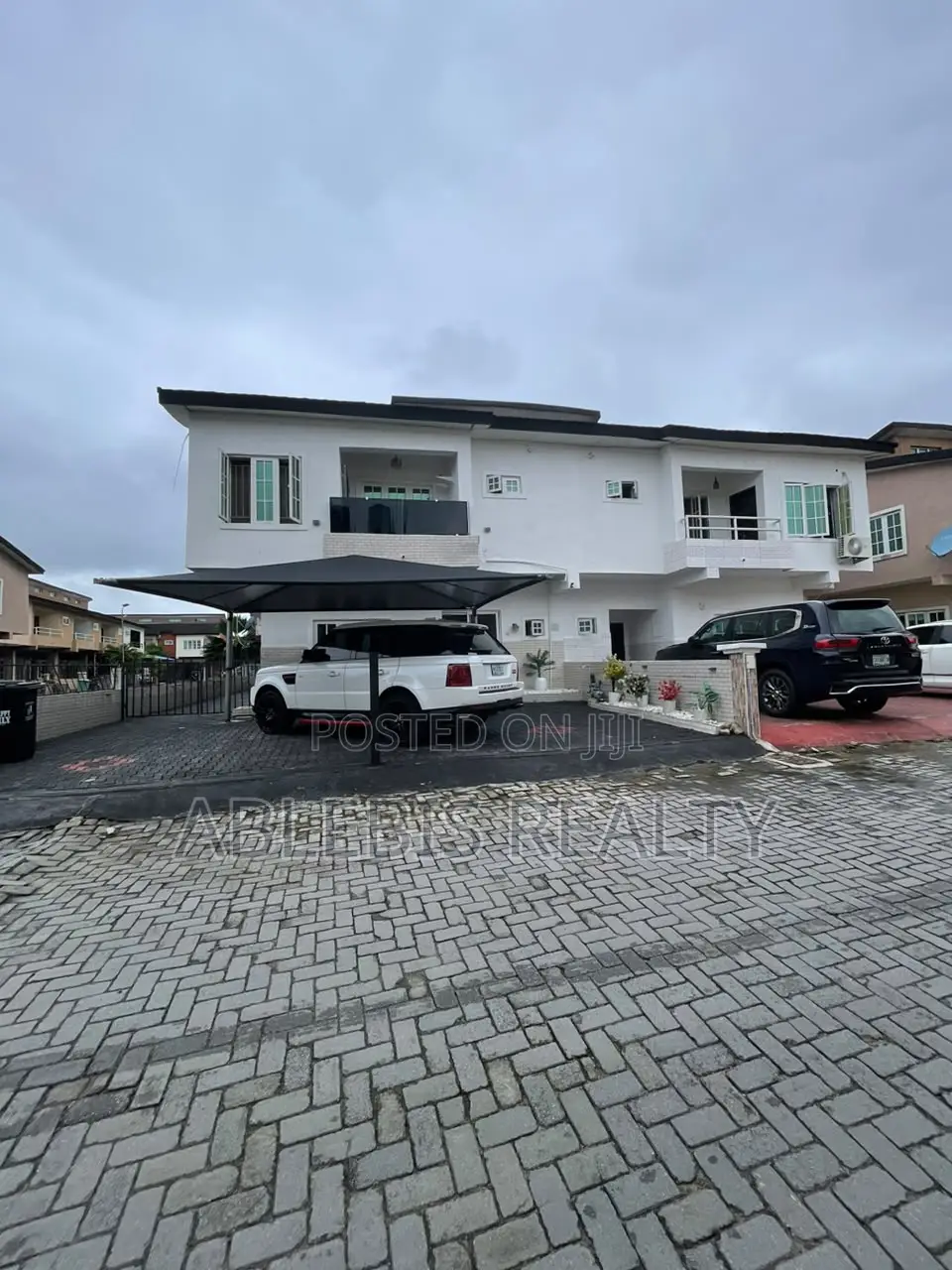 Furnished 4bdrm Duplex in Lekki Gardens for sale in Lekki Gardens Estate