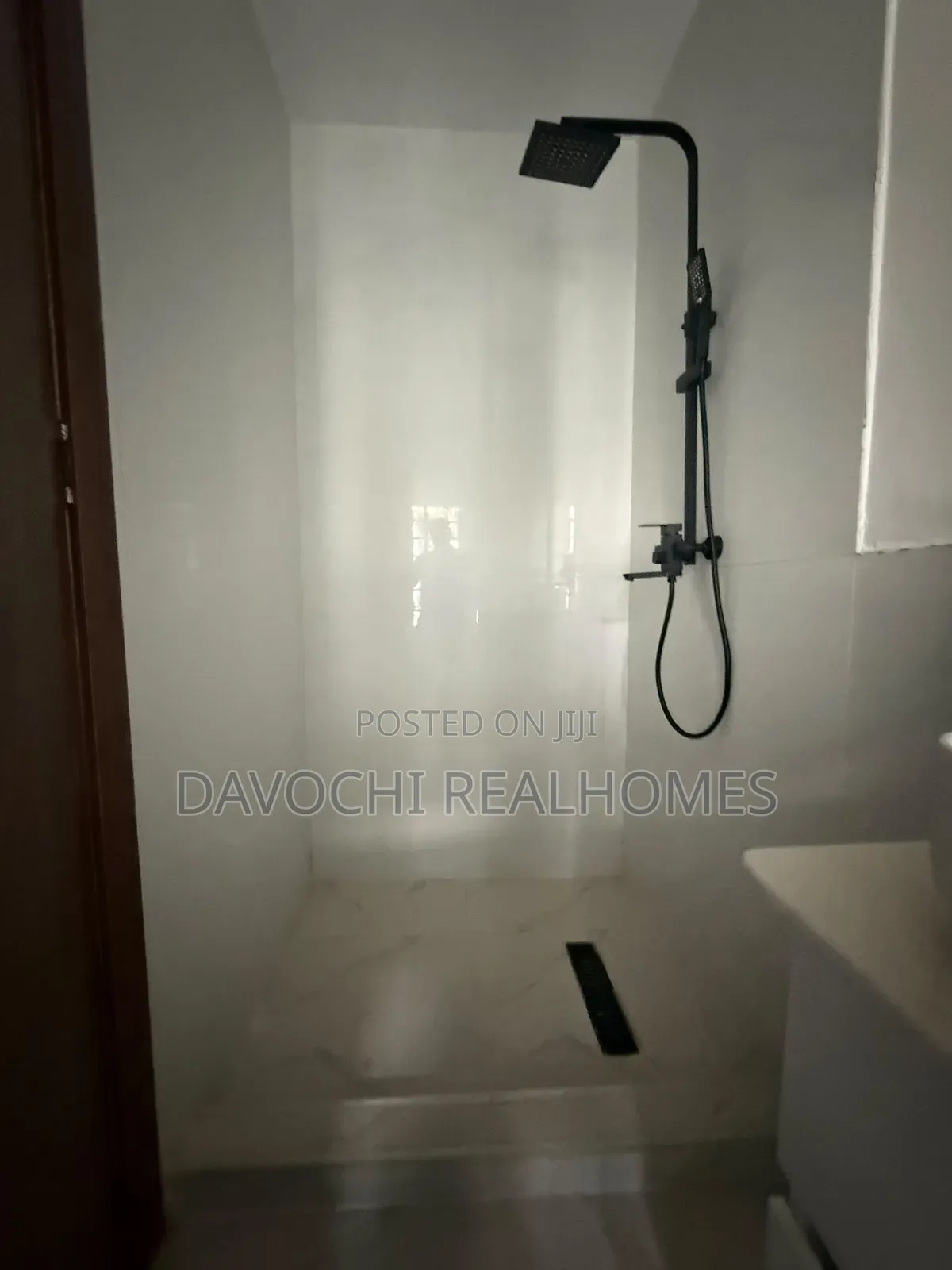 3bdrm Apartment in Ikate-Elegushi for rent in Ikate-Elegushi