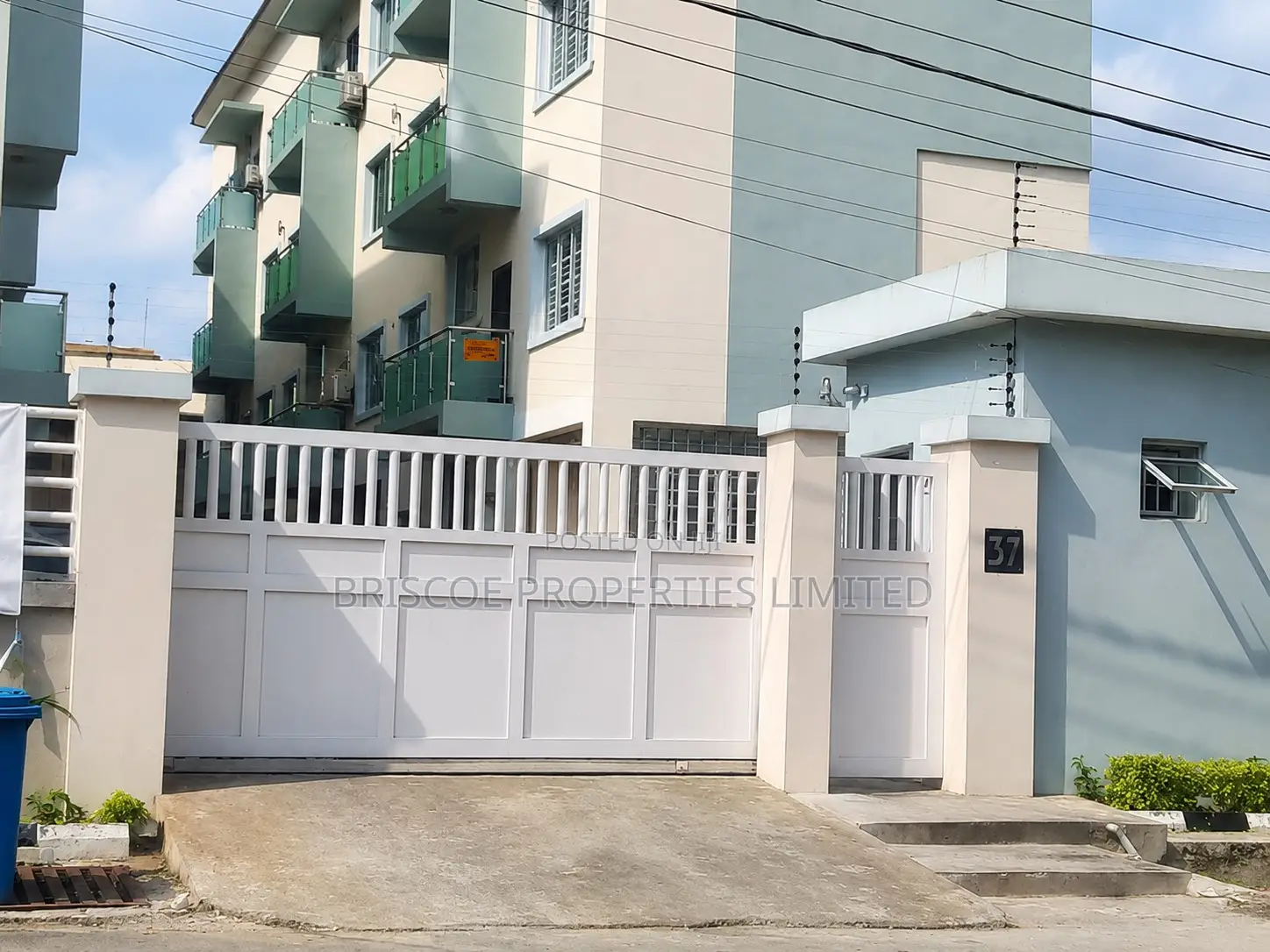 5bdrm Duplex in Opebi for sale in Opebi