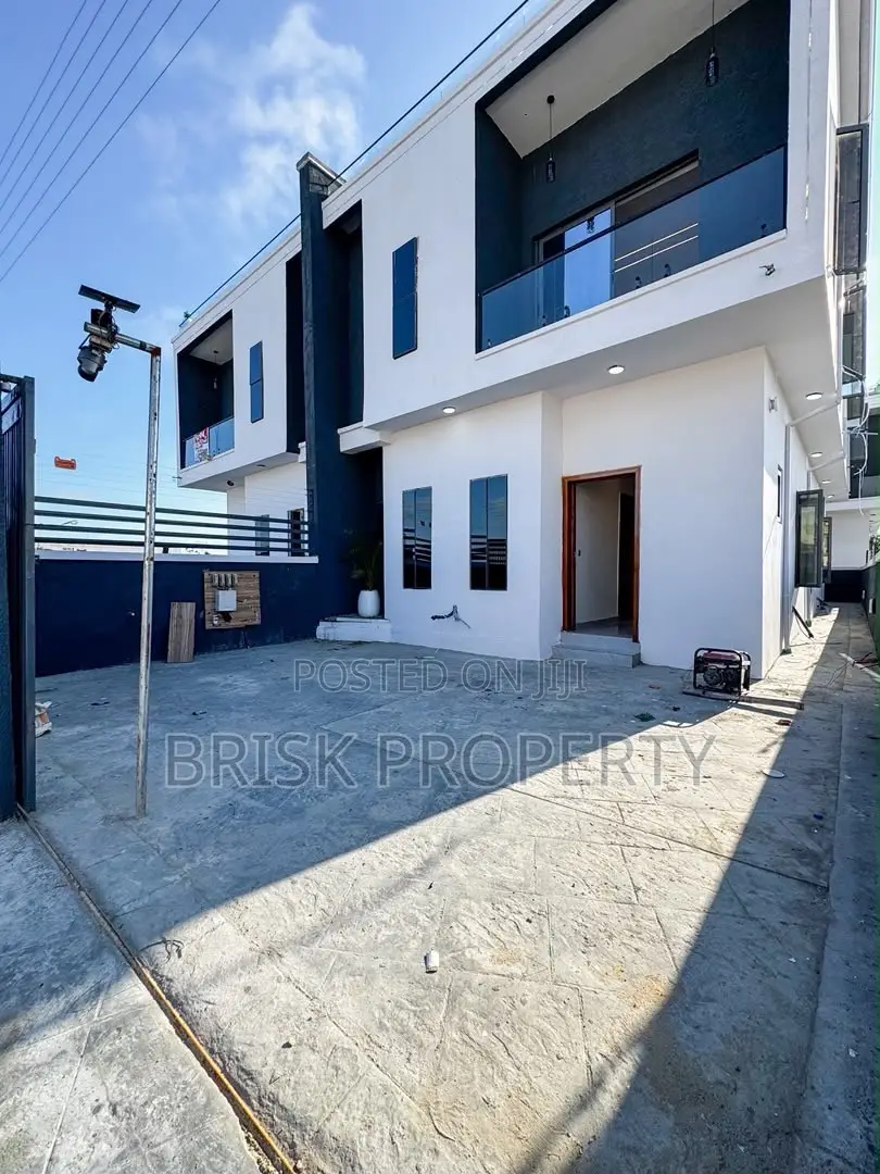 4bdrm Duplex in Ajah for sale in Ajah