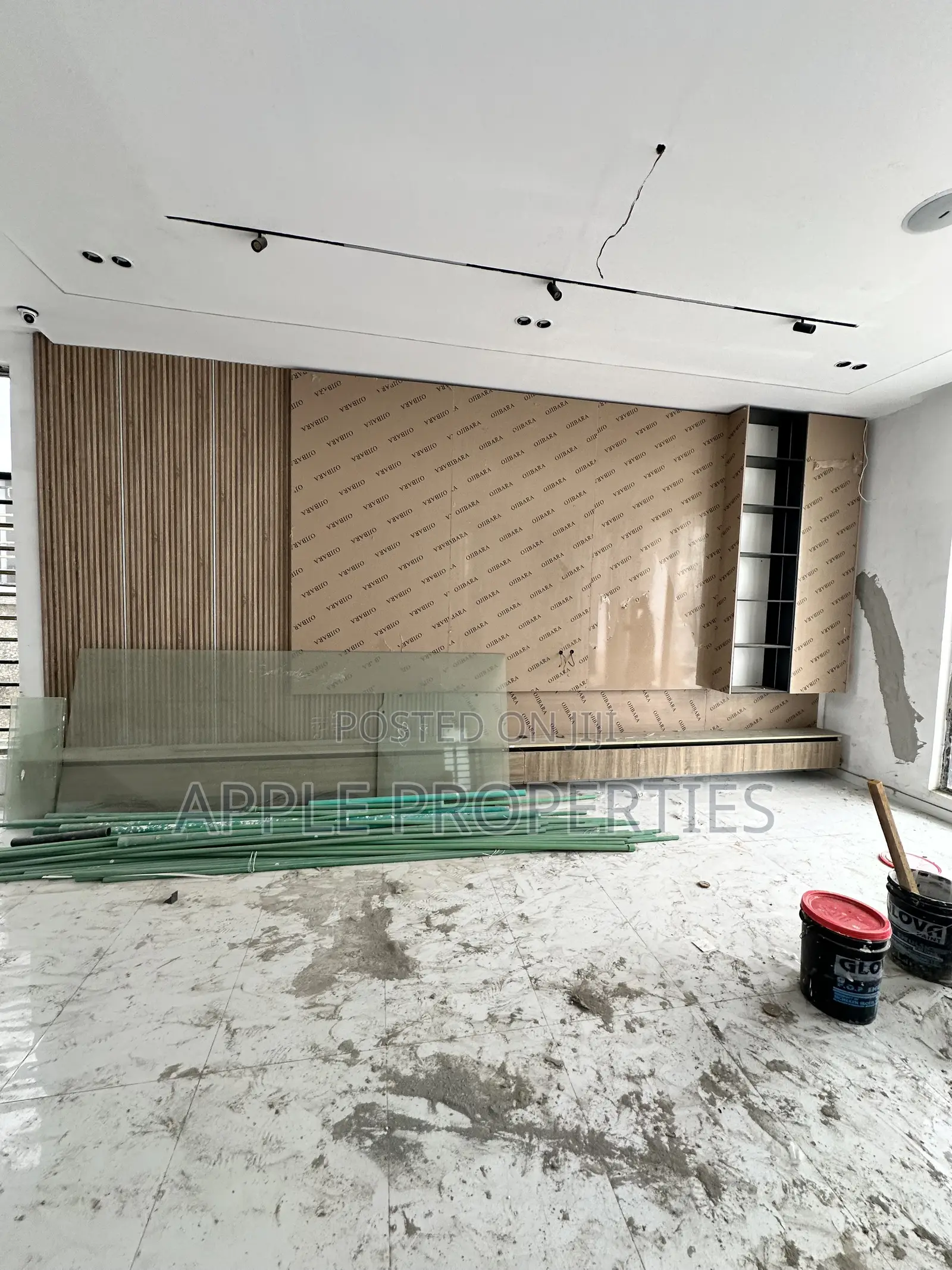 5bdrm Duplex in Lekki Phase 1 for sale in Lekki Phase 1