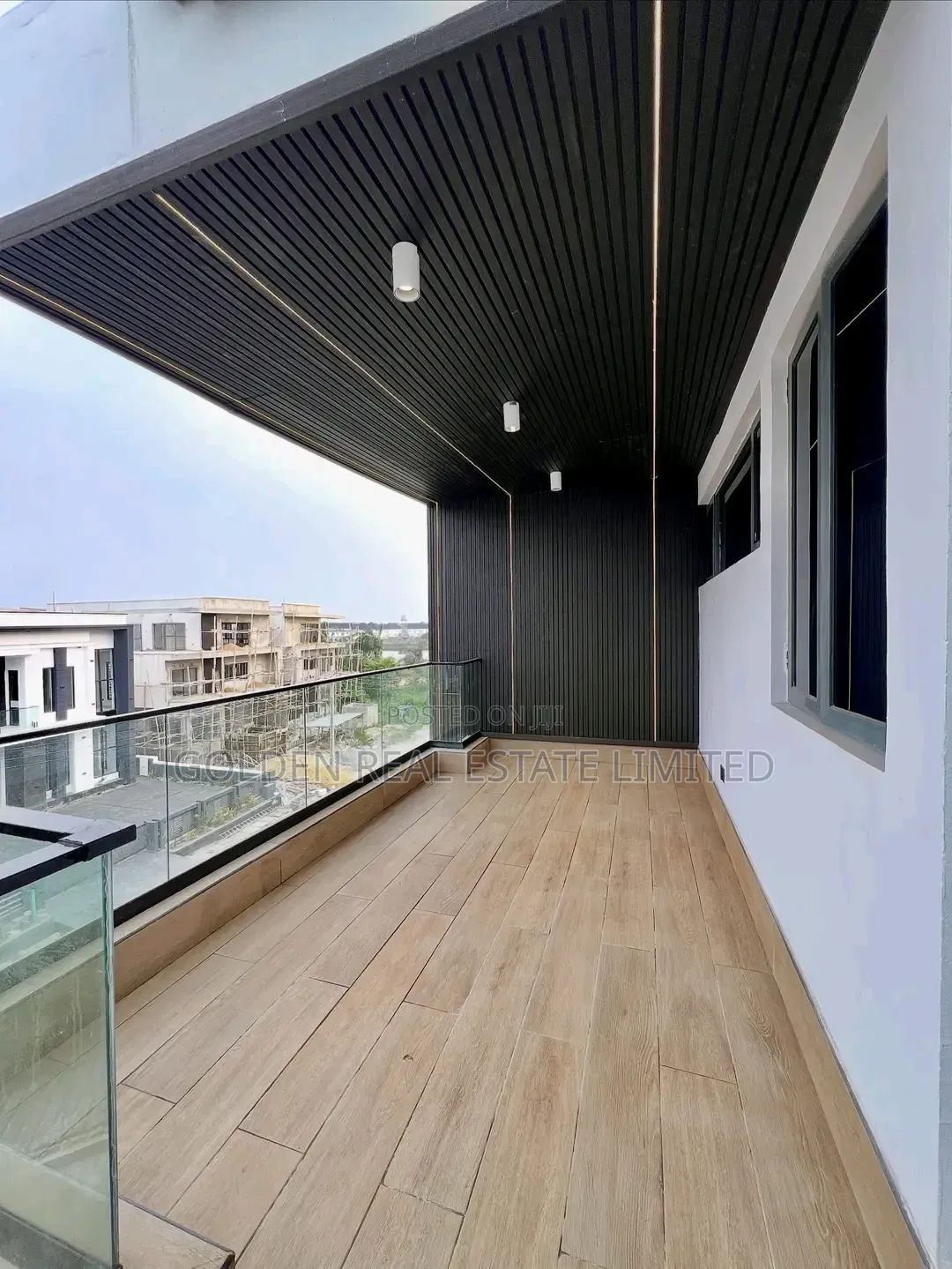 5bdrm Duplex in Lekki Phase 1 for sale in Lekki Phase 1