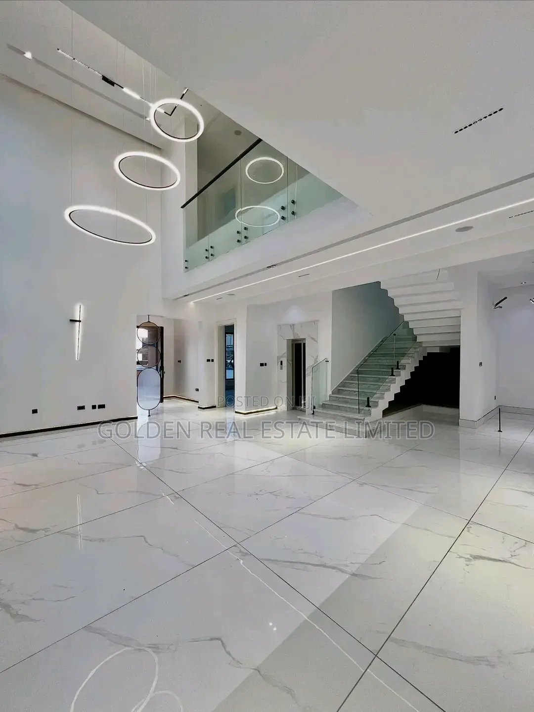 5bdrm Duplex in Lekki Phase 1 for sale in Lekki Phase 1