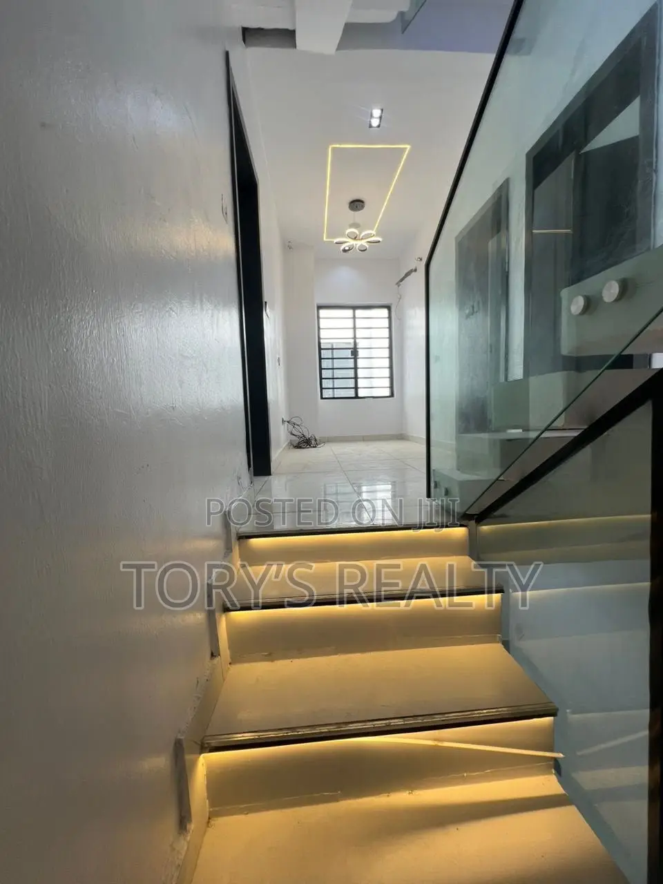 4bdrm Duplex in Lekki Phase 2 for sale in Lekki Phase 2