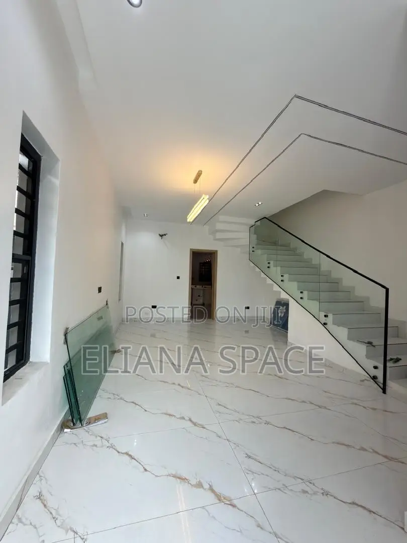 4bdrm Duplex in Orchid Lekki for sale in Lekki Phase 1