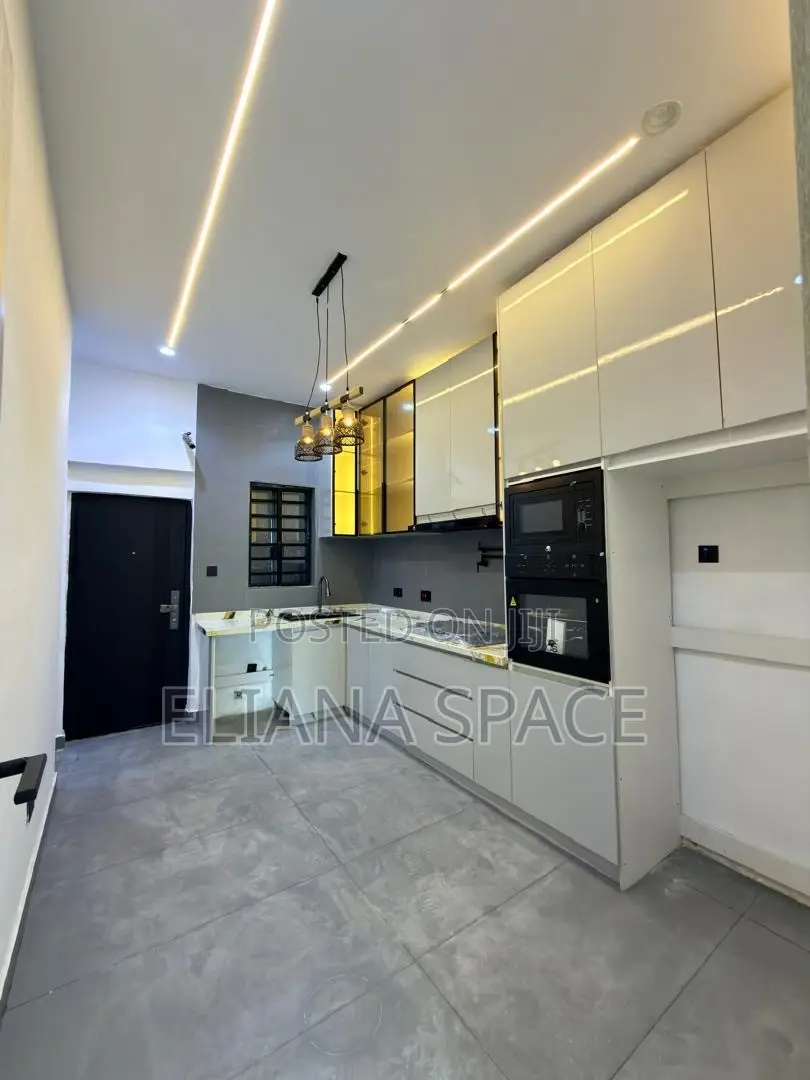 4bdrm Duplex in Orchid Lekki for sale in Lekki Phase 1