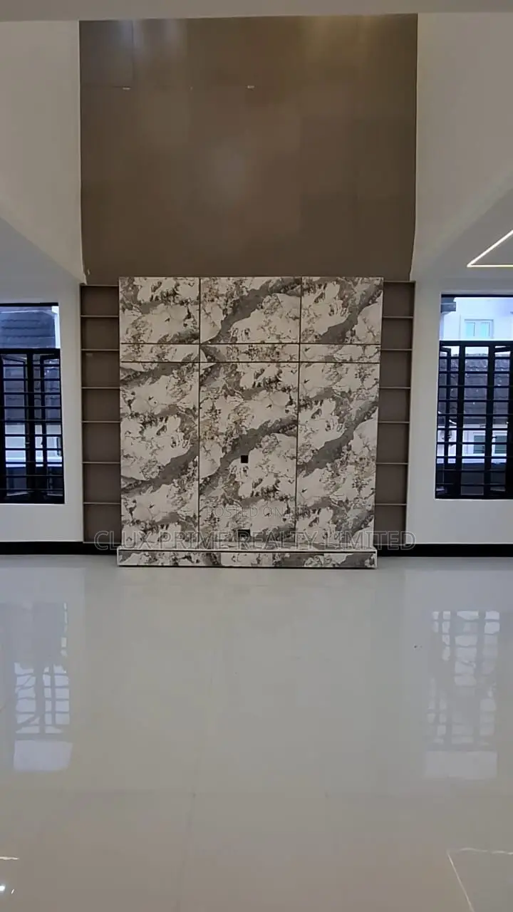 5bdrm Duplex in Lekki for sale in Lekki