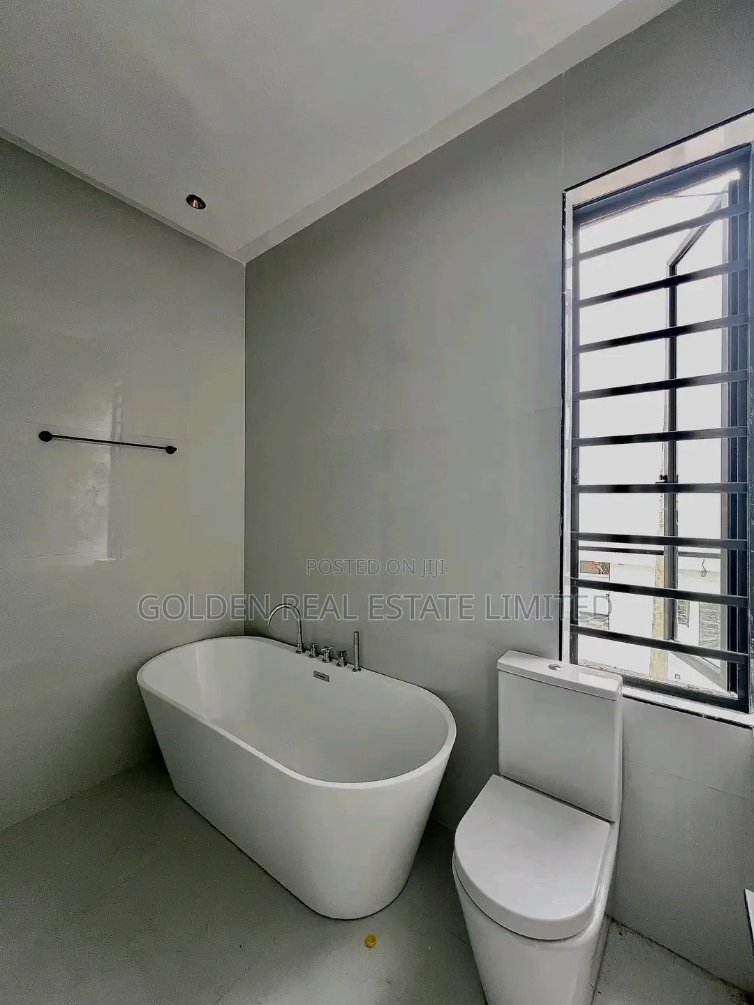 4bdrm Duplex in VGC / Ajah for sale in VGC / Ajah
