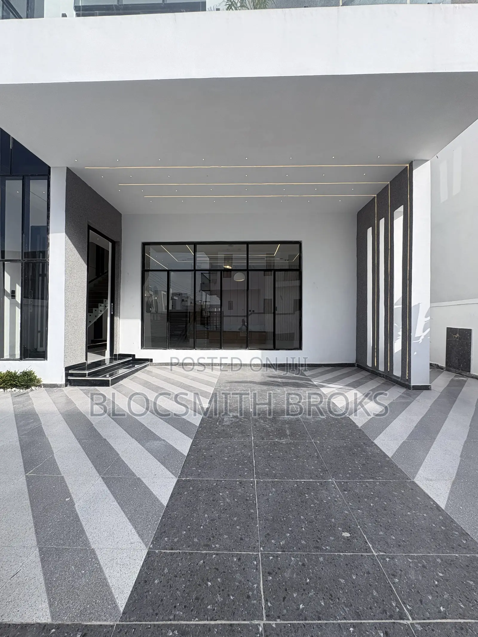4bdrm Duplex in Ado / Ajah for sale in Ado / Ajah