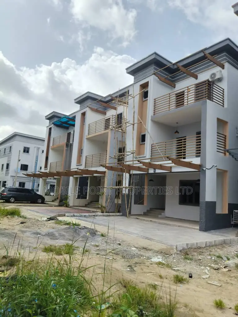 Furnished 4bdrm Duplex in Zone B for sale in Zone B