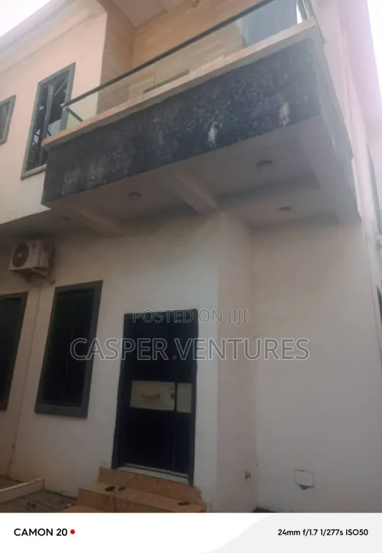Furnished 4bdrm Duplex in Ocean Breeze, Chevron for rent in Chevron