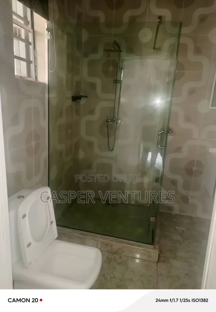 Furnished 4bdrm Duplex in Ocean Breeze, Chevron for rent in Chevron
