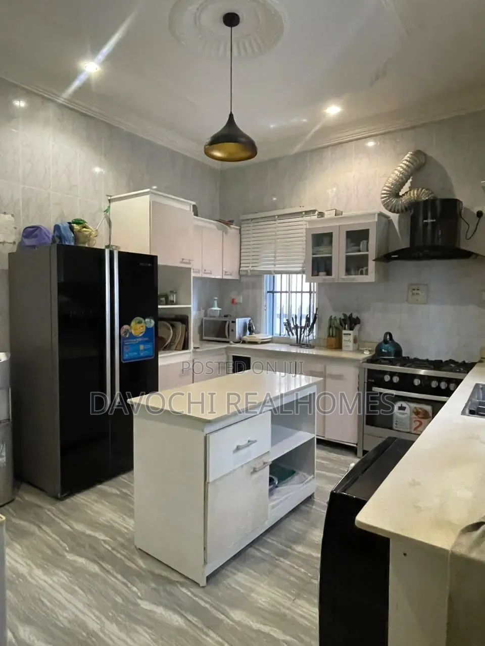 4bdrm Duplex in Mini Estate, Agungi for sale in Agungi