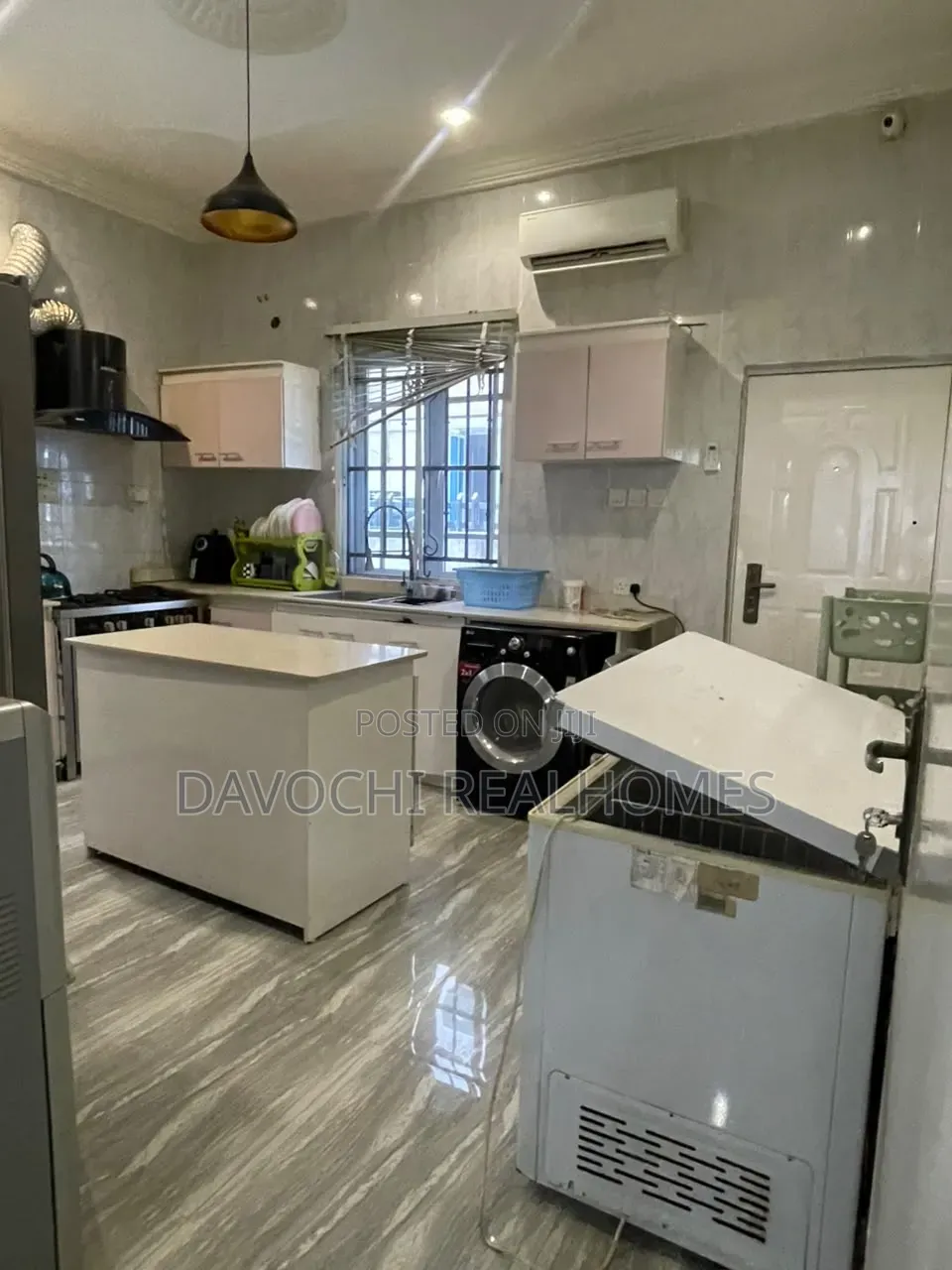 4bdrm Duplex in Mini Estate, Agungi for sale in Agungi