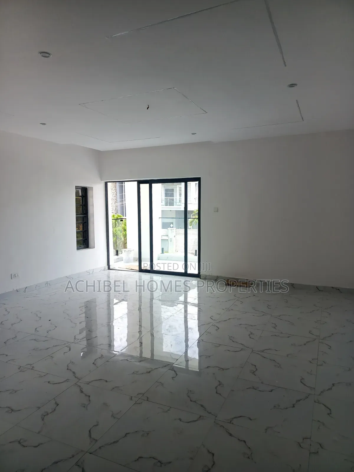 3bdrm Apartment in Chevron for rent in Chevron