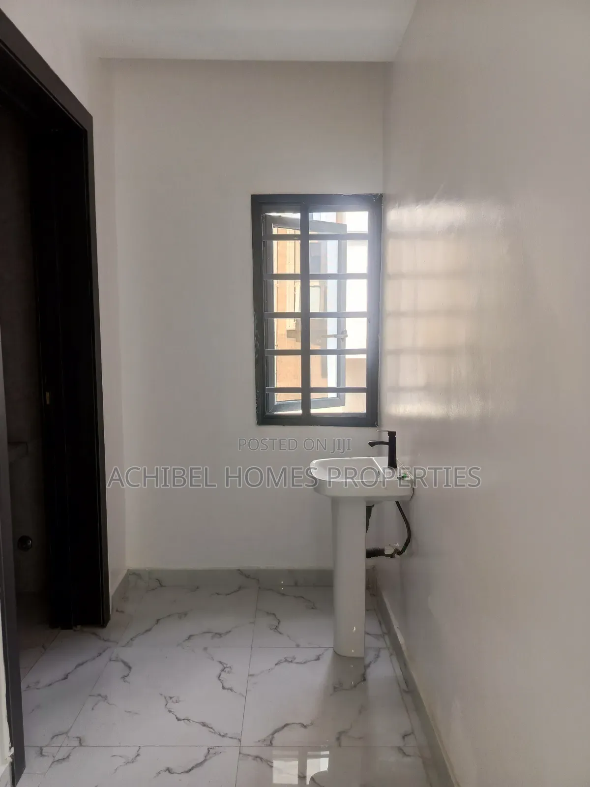 3bdrm Apartment in Chevron for rent in Chevron