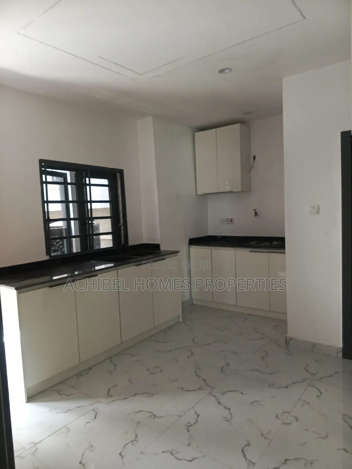 3bdrm Apartment in Chevron for rent in Chevron