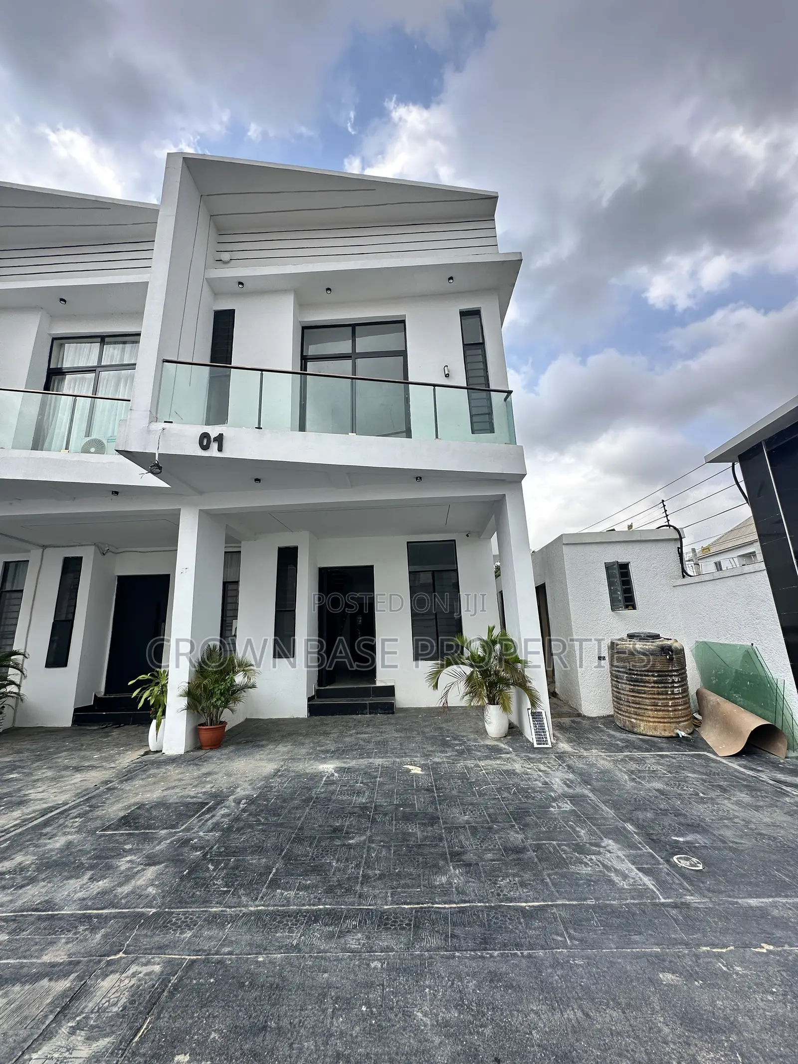 4bdrm Duplex in Abraham Adesanya Estate for sale in Abraham Adesanya Estate