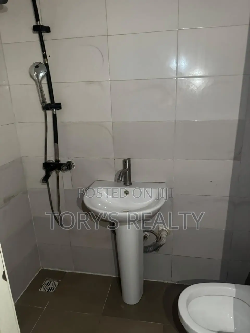 2bdrm Apartment in Lekki Phase 1 for rent in Lekki Phase 1