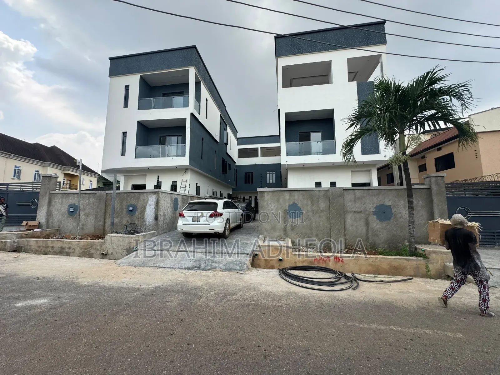 4bdrm Duplex in Magodo Gra Phase 2 for sale in GRA Phase 2 Shangisha