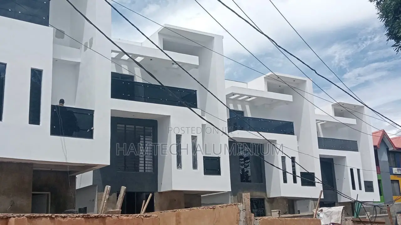 Furnished 4bdrm Duplex in More, Berger for sale in Berger