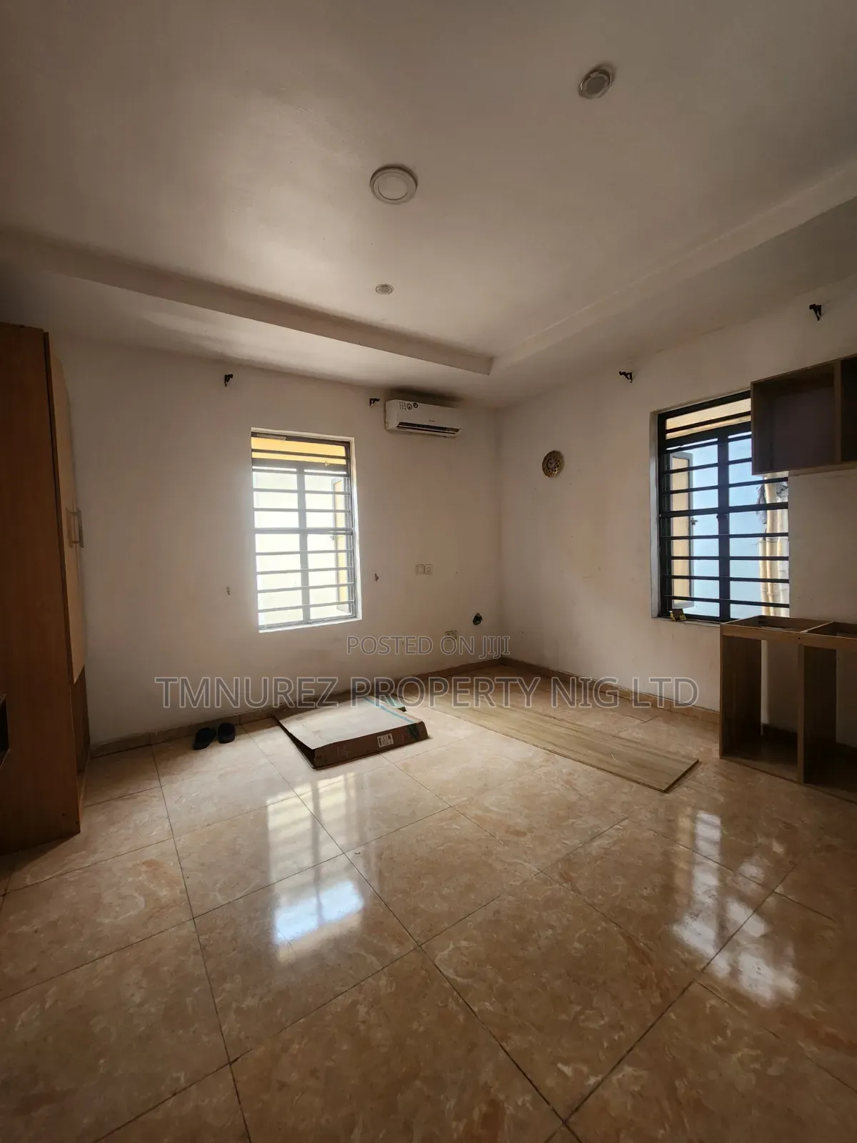 Studio Apartment in Chevron for rent in Chevron