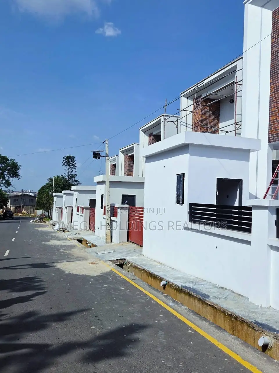 5bdrm Duplex in Ikolaba, Agodi for sale in Agodi